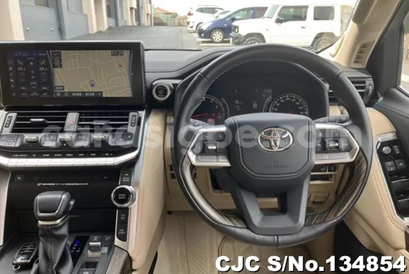 Big with watermark toyota land cruiser west africa lome 11655