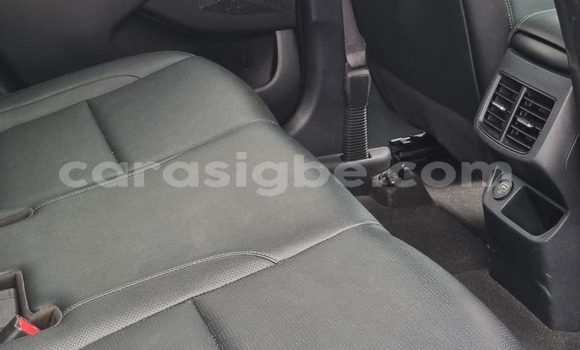 Acheter Neuf Voiture Kia Sportage Noir à Lomé, Togo Acheter Neuf Voiture Kia Sportage Noir à Lomé, Togo