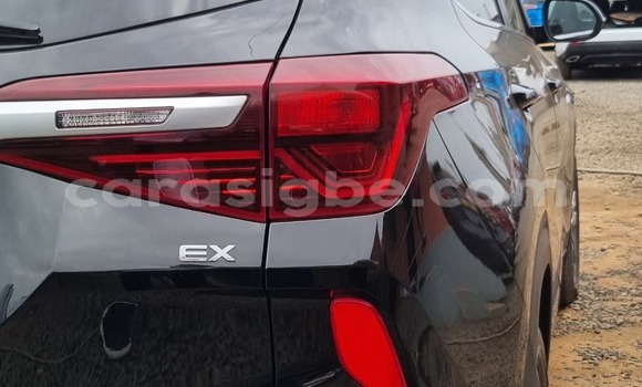 Acheter Neuf Voiture Kia Sportage Noir à Lomé, Togo Acheter Neuf Voiture Kia Sportage Noir à Lomé, Togo