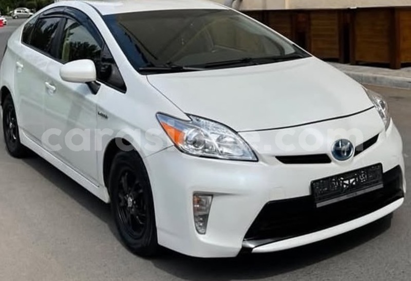 Big with watermark toyota prius maritime lome 11660