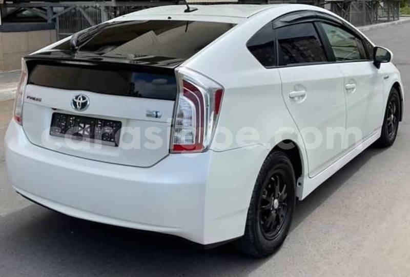 Big with watermark toyota prius maritime lome 11660