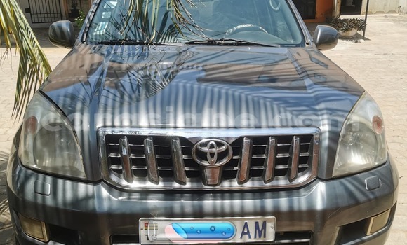 Acheter Occasion Voiture Toyota Land Cruiser Prado Gris à Lomé, Maritime