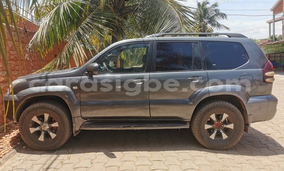 Buy Used Toyota Land Cruiser Prado Silver Car in Lome in Maritime Buy Used Toyota Land Cruiser Prado Silver Car in Lome in Maritime