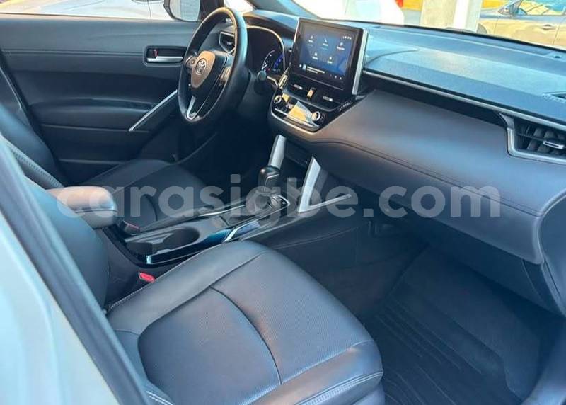Big with watermark toyota corolla cross maritime lome 11673