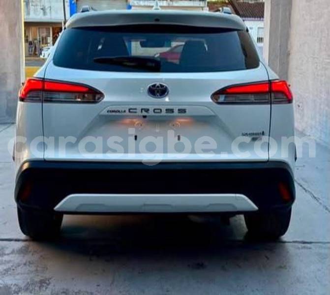 Big with watermark toyota corolla cross maritime lome 11673