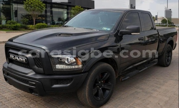 Acheter Occasion Voiture Dodge RAM Noir à Adawlato, Togo Acheter Occasion Voiture Dodge RAM Noir à Adawlato, Togo