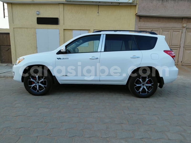 Big with watermark toyota rav4 togo adawlato 11678