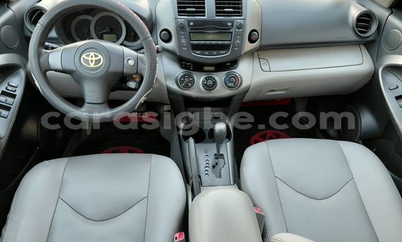Acheter Occasion Voiture Toyota RAV4 Blanc à Adawlato, Togo Acheter Occasion Voiture Toyota RAV4 Blanc à Adawlato, Togo