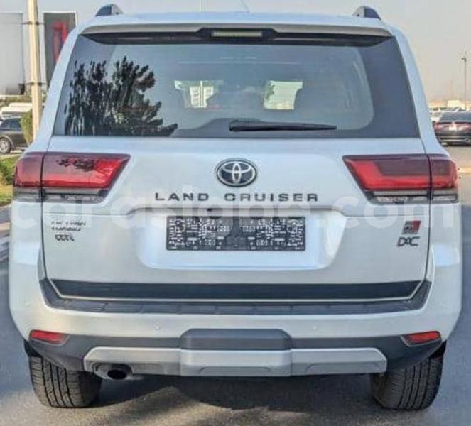 Big with watermark toyota land cruiser maritime lome 11679