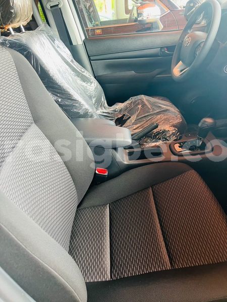 Big with watermark toyota hilux togo lome 11684