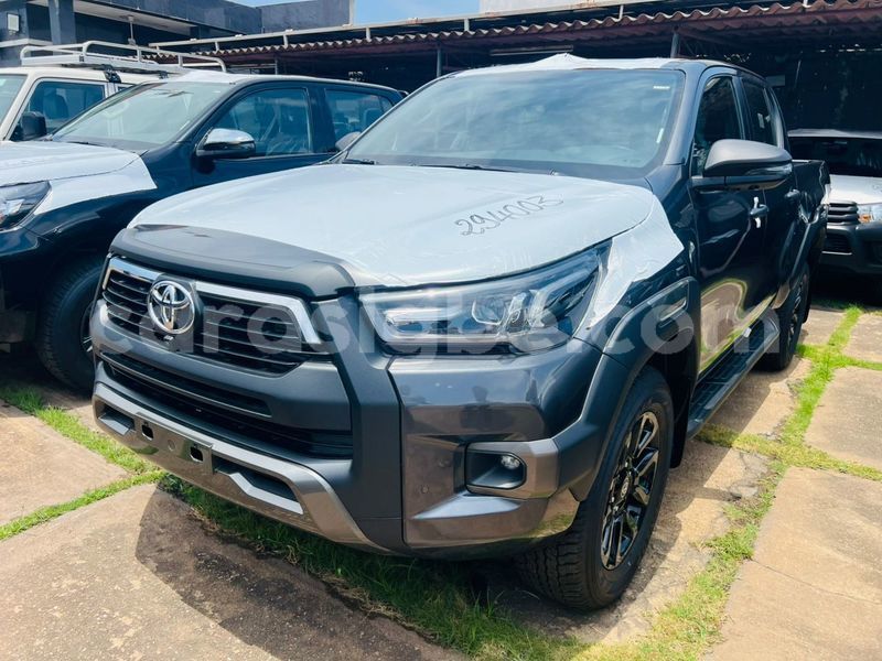 Big with watermark toyota hilux togo lome 11686
