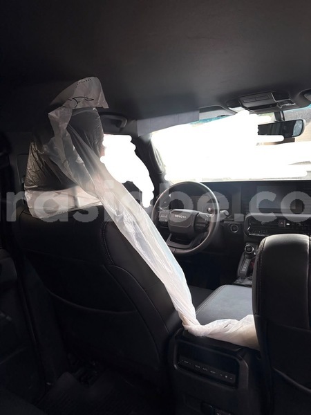 Big with watermark toyota land cruiser prado maritime lome 11703