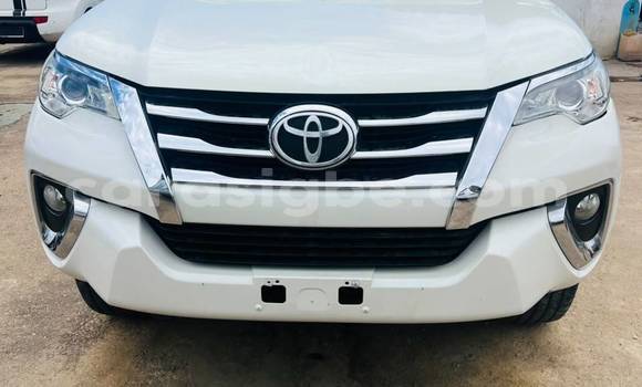 Acheter Occasion Voiture Toyota Fortuner Autre à Lomé, Togo