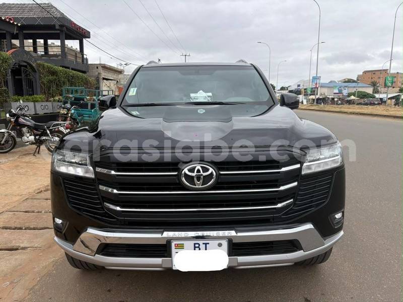 Big with watermark toyota land cruiser togo lome 11713