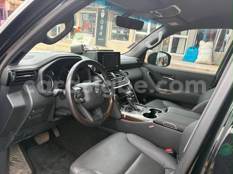 Big with watermark toyota land cruiser togo lome 11713
