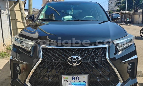 Acheter Occasion Voiture Toyota Highlander Noir à Lomé, Maritime