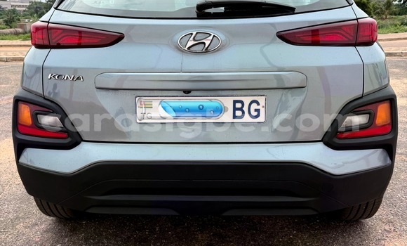 Buy Used Hyundai Kona Silver Car in Lome in Maritime Buy Used Hyundai Kona Silver Car in Lome in Maritime