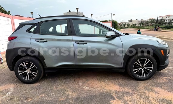 Buy Used Hyundai Kona Silver Car in Lome in Maritime Buy Used Hyundai Kona Silver Car in Lome in Maritime