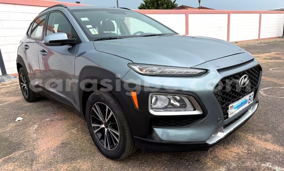 Buy Used Hyundai Kona Silver Car in Lome in Maritime Buy Used Hyundai Kona Silver Car in Lome in Maritime