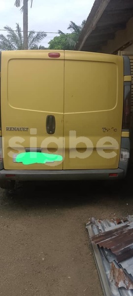 Big with watermark renault 10 maritime lome 11722