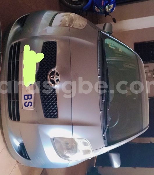 Big with watermark toyota yaris maritime lome 11729