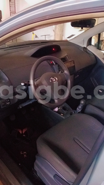 Big with watermark toyota yaris maritime lome 11729