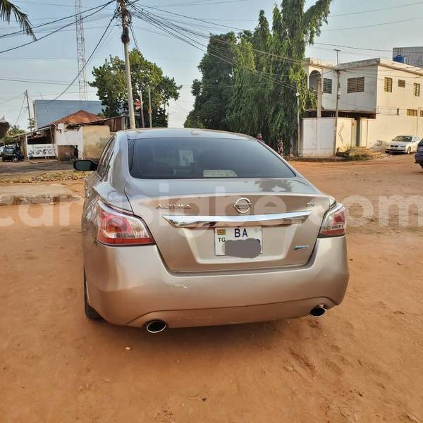 Big with watermark nissan altima maritime lome 11731