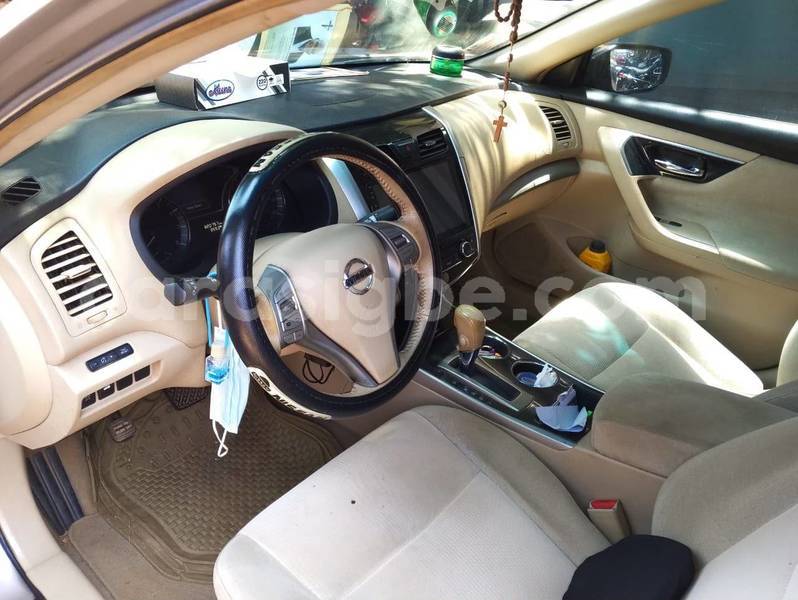 Big with watermark nissan altima maritime lome 11731