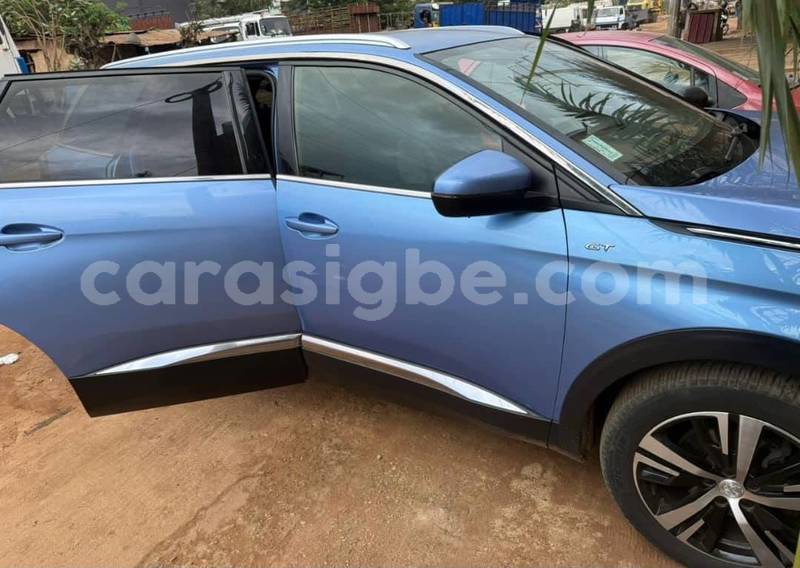 Big with watermark peugeot 5008 maritime lome 11735