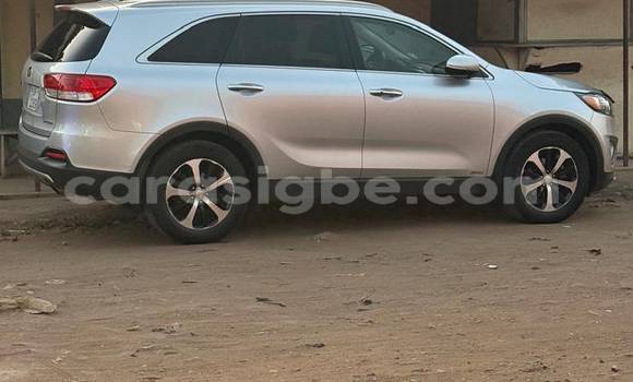 Acheter Occasion Voiture Kia Sorento Gris à Lomé, Maritime Acheter Occasion Voiture Kia Sorento Gris à Lomé, Maritime