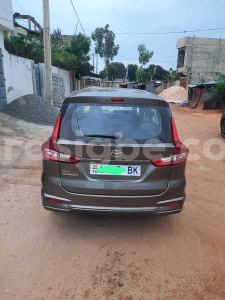 Big with watermark toyota corolla rumion maritime lome 11744