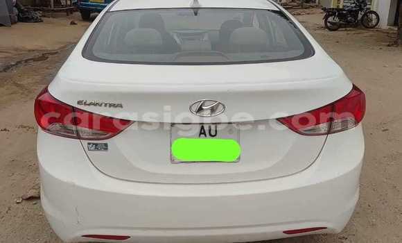 Acheter Occasion Voiture Hyundai Elantra Blanc à Lomé, Maritime Acheter Occasion Voiture Hyundai Elantra Blanc à Lomé, Maritime