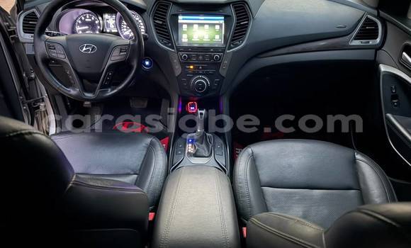 Acheter Occasion Voiture Hyundai Santa Fe Gris à Lomé, Maritime Acheter Occasion Voiture Hyundai Santa Fe Gris à Lomé, Maritime