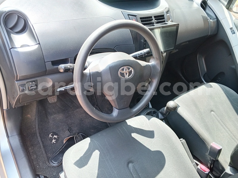 Big with watermark toyota yaris maritime lome 11768