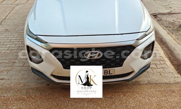 Acheter Neuf Voiture Hyundai Santa Fe Blanc à Lomé, Maritime Acheter Neuf Voiture Hyundai Santa Fe Blanc à Lomé, Maritime