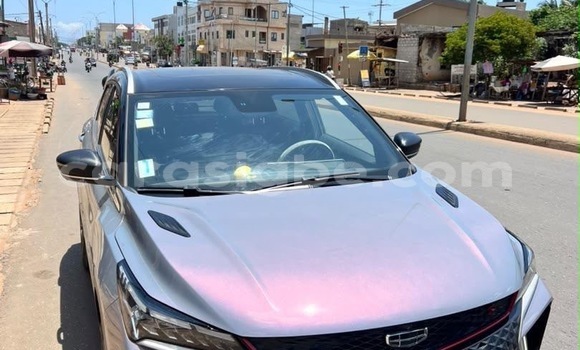 Acheter Occasion Voiture Geely Haoqing Gris à Lomé, Maritime