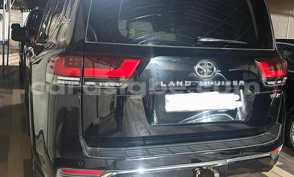 Acheter Neuf Voiture Toyota Land Cruiser Noir à Lomé, Maritime Acheter Neuf Voiture Toyota Land Cruiser Noir à Lomé, Maritime