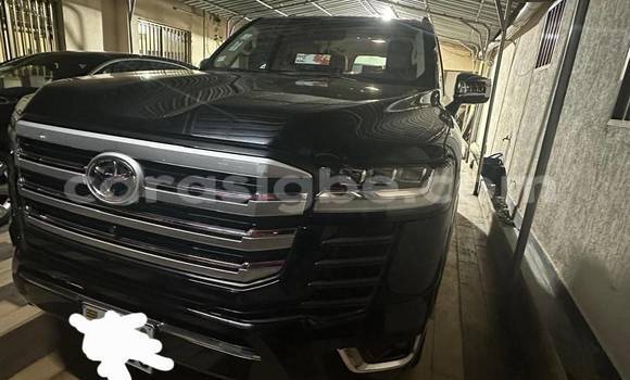 Acheter Neuf Voiture Toyota Land Cruiser Noir à Lomé, Maritime Acheter Neuf Voiture Toyota Land Cruiser Noir à Lomé, Maritime