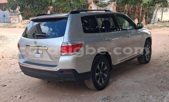 Acheter Occasion Voiture Toyota Highlander Gris à Lomé, Togo Acheter Occasion Voiture Toyota Highlander Gris à Lomé, Togo