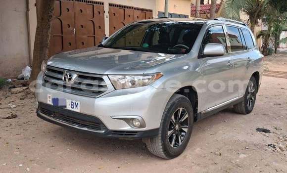 Acheter Occasion Voiture Toyota Highlander Gris à Lomé, Togo Acheter Occasion Voiture Toyota Highlander Gris à Lomé, Togo