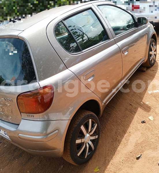 Big with watermark toyota yaris maritime lome 11779