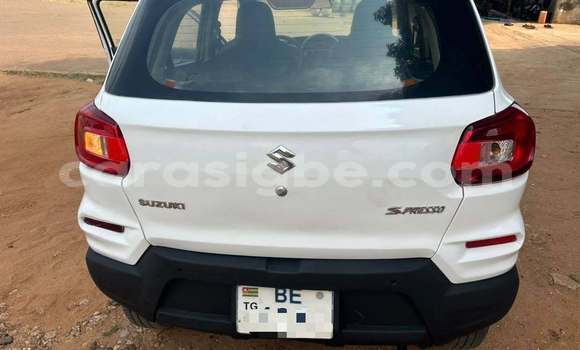 Acheter Occasion Voiture Suzuki Splash Blanc à Amlamé, Togo Acheter Occasion Voiture Suzuki Splash Blanc à Amlamé, Togo