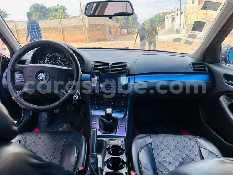 Big with watermark bmw 02 e10 maritime lome 11785