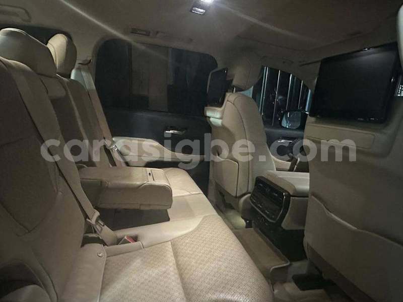 Big with watermark toyota land cruiser west africa lome 11787
