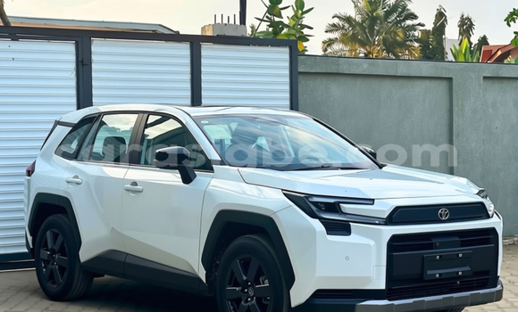 Acheter Neuf Voiture Toyota RAV4 Blanc à Lomé, Maritime Acheter Neuf Voiture Toyota RAV4 Blanc à Lomé, Maritime