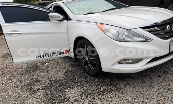 Acheter Occasion Voiture Hyundai Sonata Blanc à Lomé, Maritime Acheter Occasion Voiture Hyundai Sonata Blanc à Lomé, Maritime
