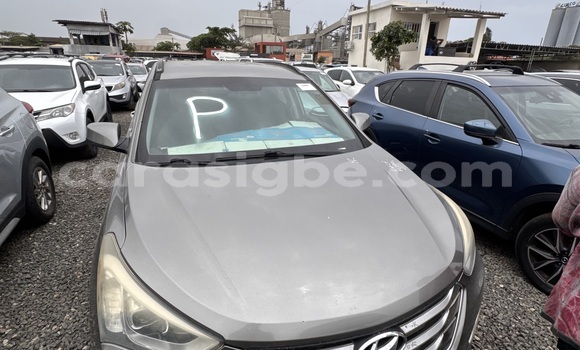 Acheter Occasion Voiture Hyundai Santa Fe Gris à Lomé, Maritime