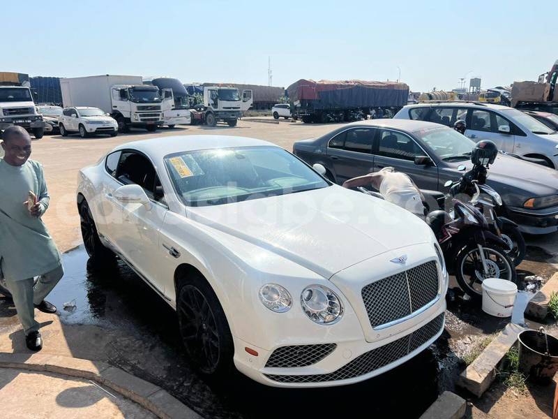 Big with watermark bentley continental gt maritime lome 11841