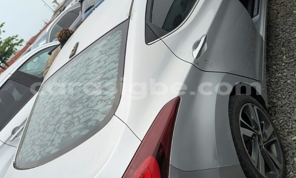 Acheter Occasion Voiture Hyundai Elantra Gris à Lomé, Maritime