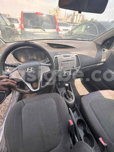Big with watermark hyundai i20 maritime lome 11852